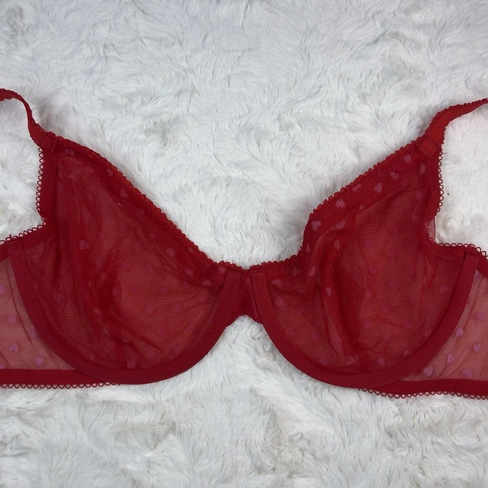 Victoria's‎ Secret Tease Hearts Mesh Unlined Demi Bra Red White Hearts 34D NWT